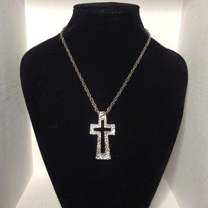 Silver Tone Chain Necklace Hammered Metal Cross Thick Heavy Matinee Religion EUC